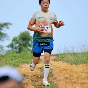 Runner Photo 8778924
