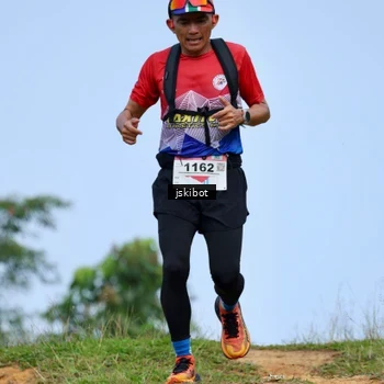 Runner Photo 8778951