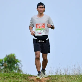 Runner Photo 8779006