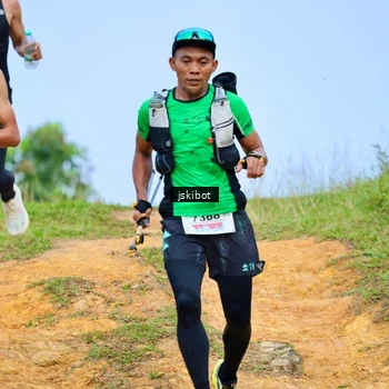 Runner Photo 8779009