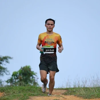 Runner Photo 8779017