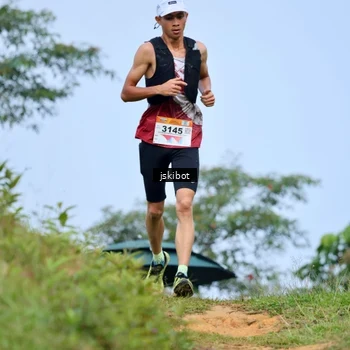 Runner Photo 8779023