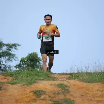 Runner Photo 8779024