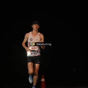 Runner Photo 8790636