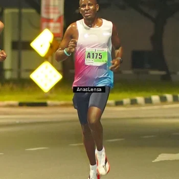 Runner Photo 8790676