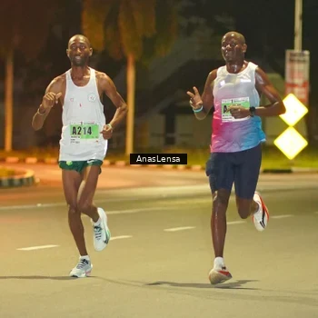 Runner Photo 8790678