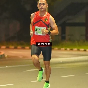 Runner Photo 8790711