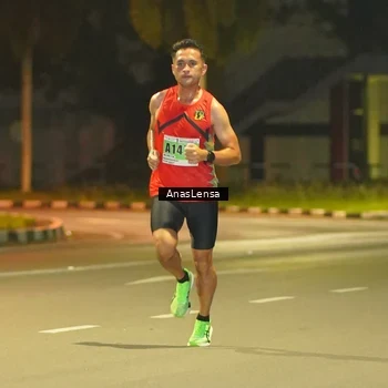 Runner Photo 8790714