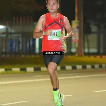 Runner Photo 8790724