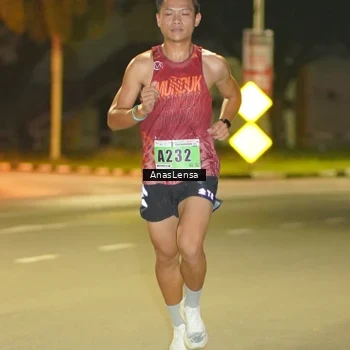 Runner Photo 8790740
