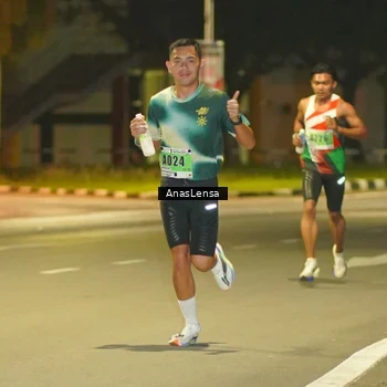 Runner Photo 8790766