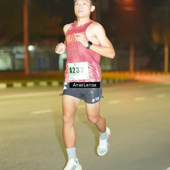 Runner Photo 8790772