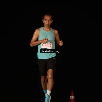 Runner Photo 8790774