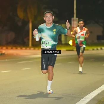 Runner Photo 8790793