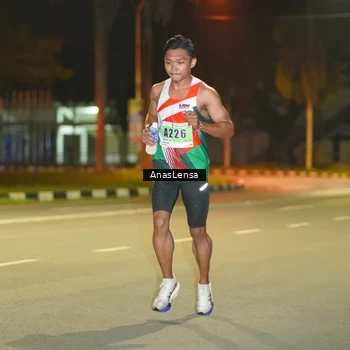 Runner Photo 8790795