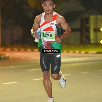 Runner Photo 8790803
