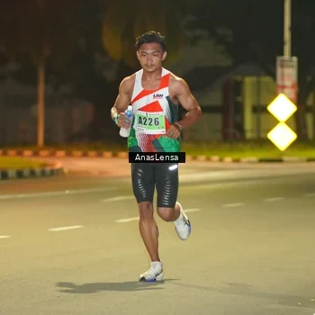 Runner Photo 8790806