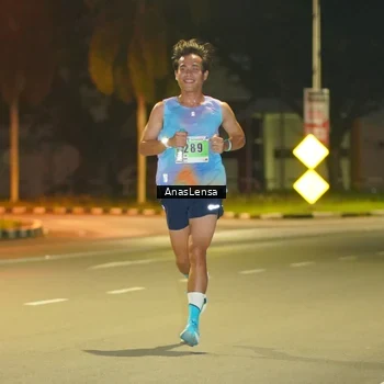Runner Photo 8790813