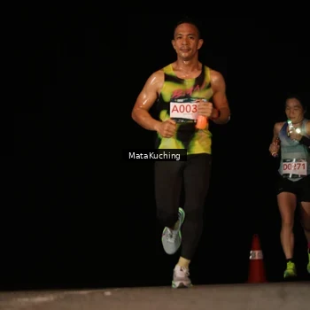 Runner Photo 8790818
