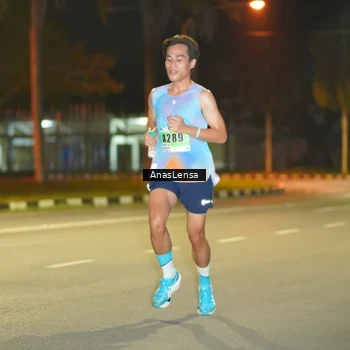 Runner Photo 8790832