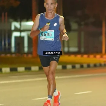 Runner Photo 8790873