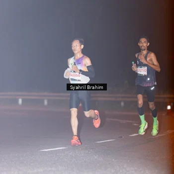 Runner Photo 8790881