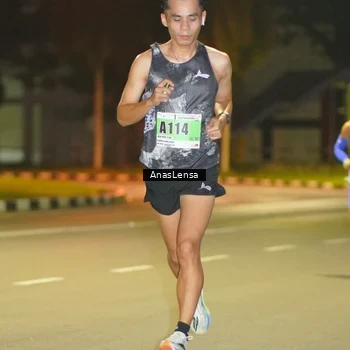Runner Photo 8790891