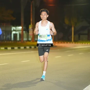 Runner Photo 8790920