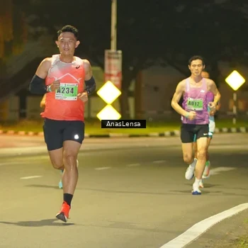 Runner Photo 8790921