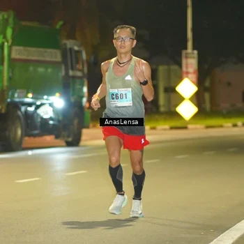 Runner Photo 8790979