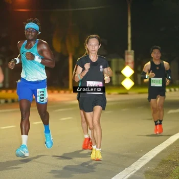 Runner Photo 8791004