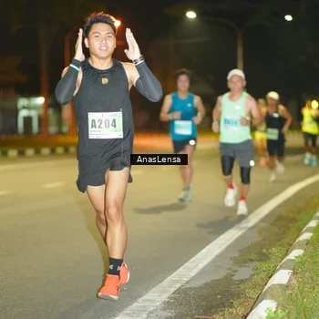 Runner Photo 8791022