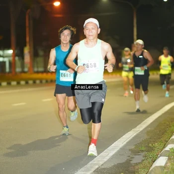 Runner Photo 8791027