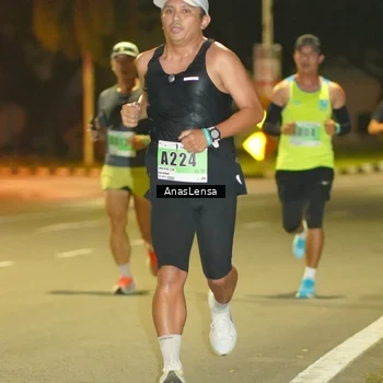 Runner Photo 8791029