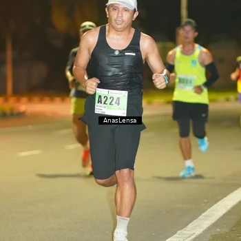 Runner Photo 8791031