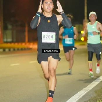 Runner Photo 8791033