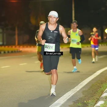 Runner Photo 8791034