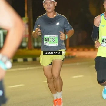 Runner Photo 8791041