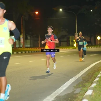 Runner Photo 8791044