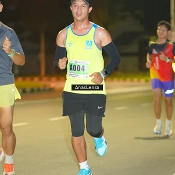 Runner Photo 8791046