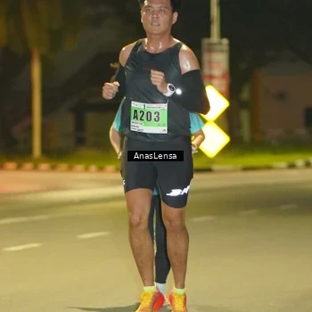 Runner Photo 8791048