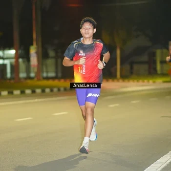 Runner Photo 8791050