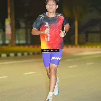 Runner Photo 8791051