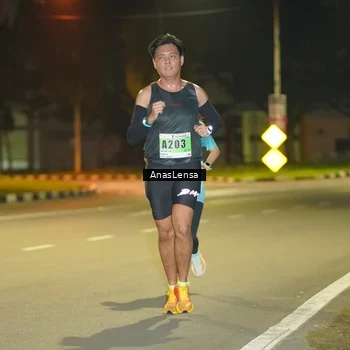 Runner Photo 8791053