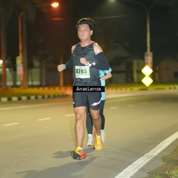 Runner Photo 8791054