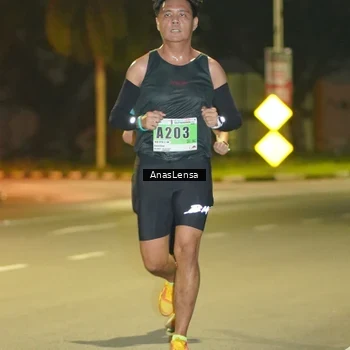 Runner Photo 8791056
