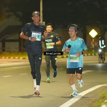 Runner Photo 8791059