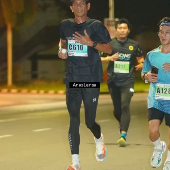 Runner Photo 8791063
