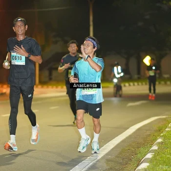 Runner Photo 8791065