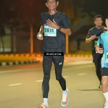 Runner Photo 8791066